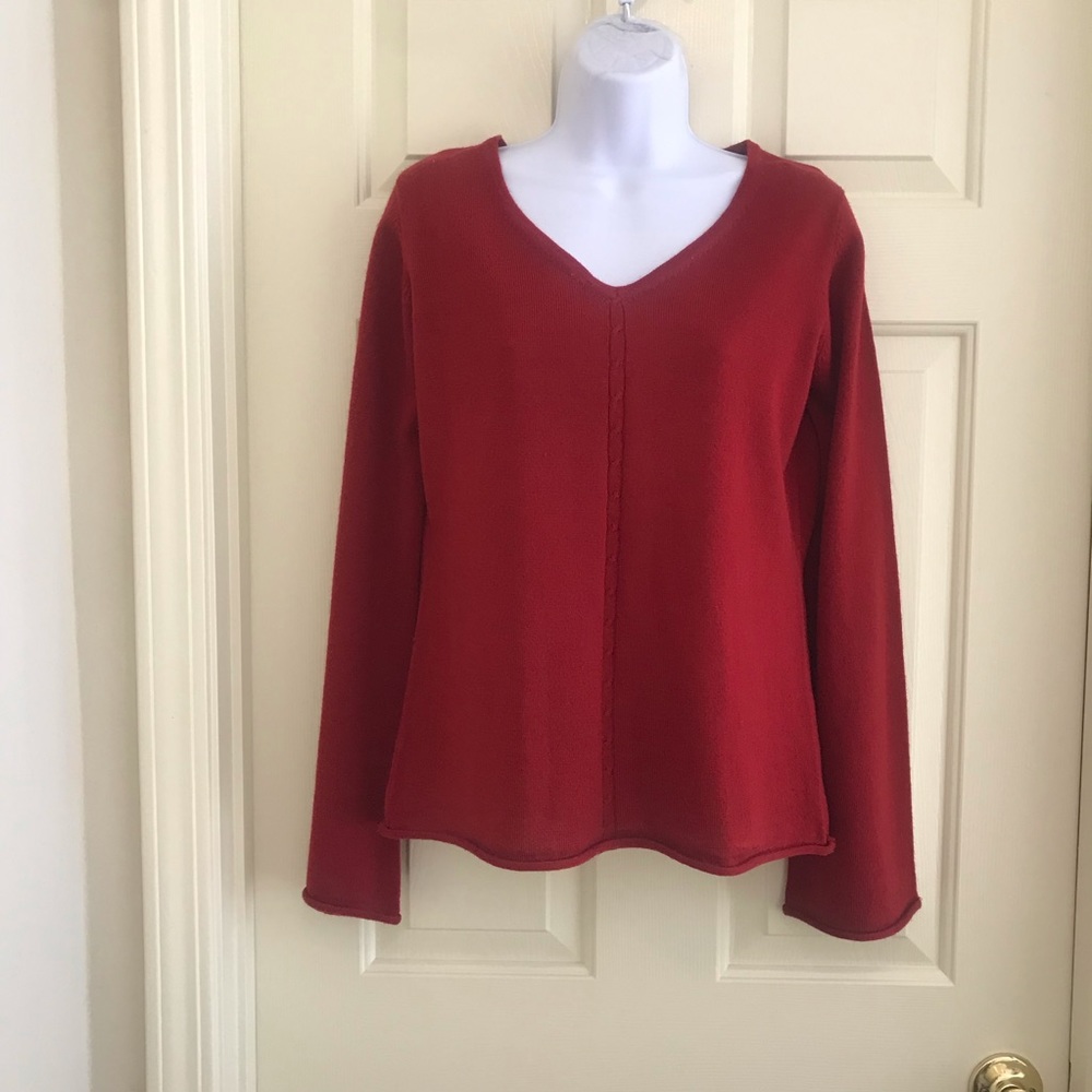 BCBGMAXAZRIA Wool Blend V-neck Sweater. Size L - Picture 2 of 5